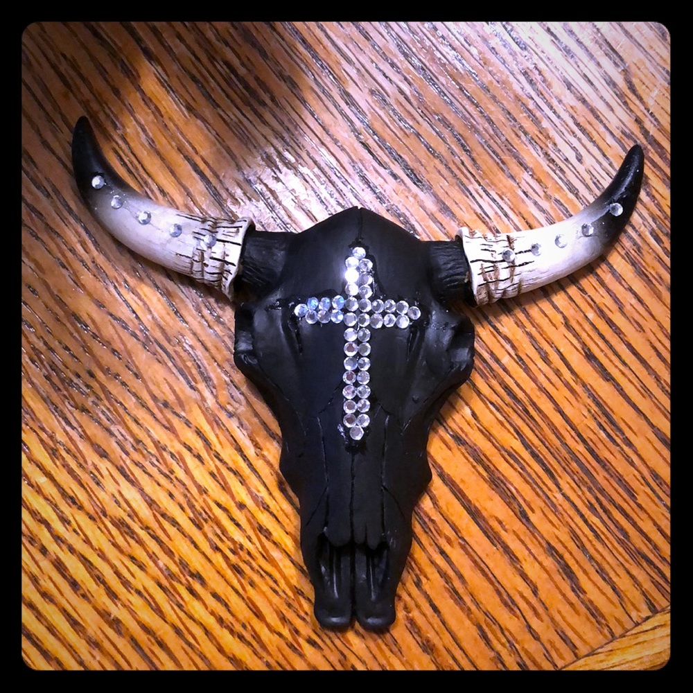 Skull black with cross